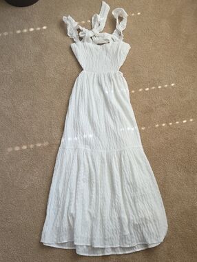 Lush tie-back dress - NWT